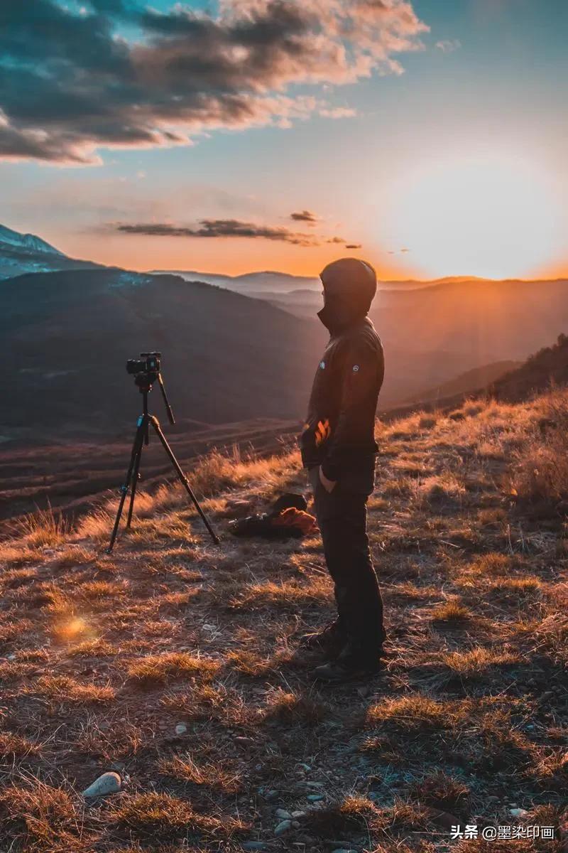 印迹三脚架和曼富图三脚架,百诺三脚架和思锐三脚架哪个好