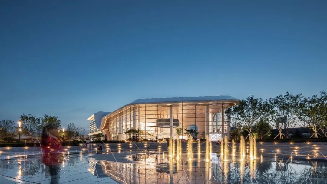 金茂青岛创新科技城展示中心/北洋设计