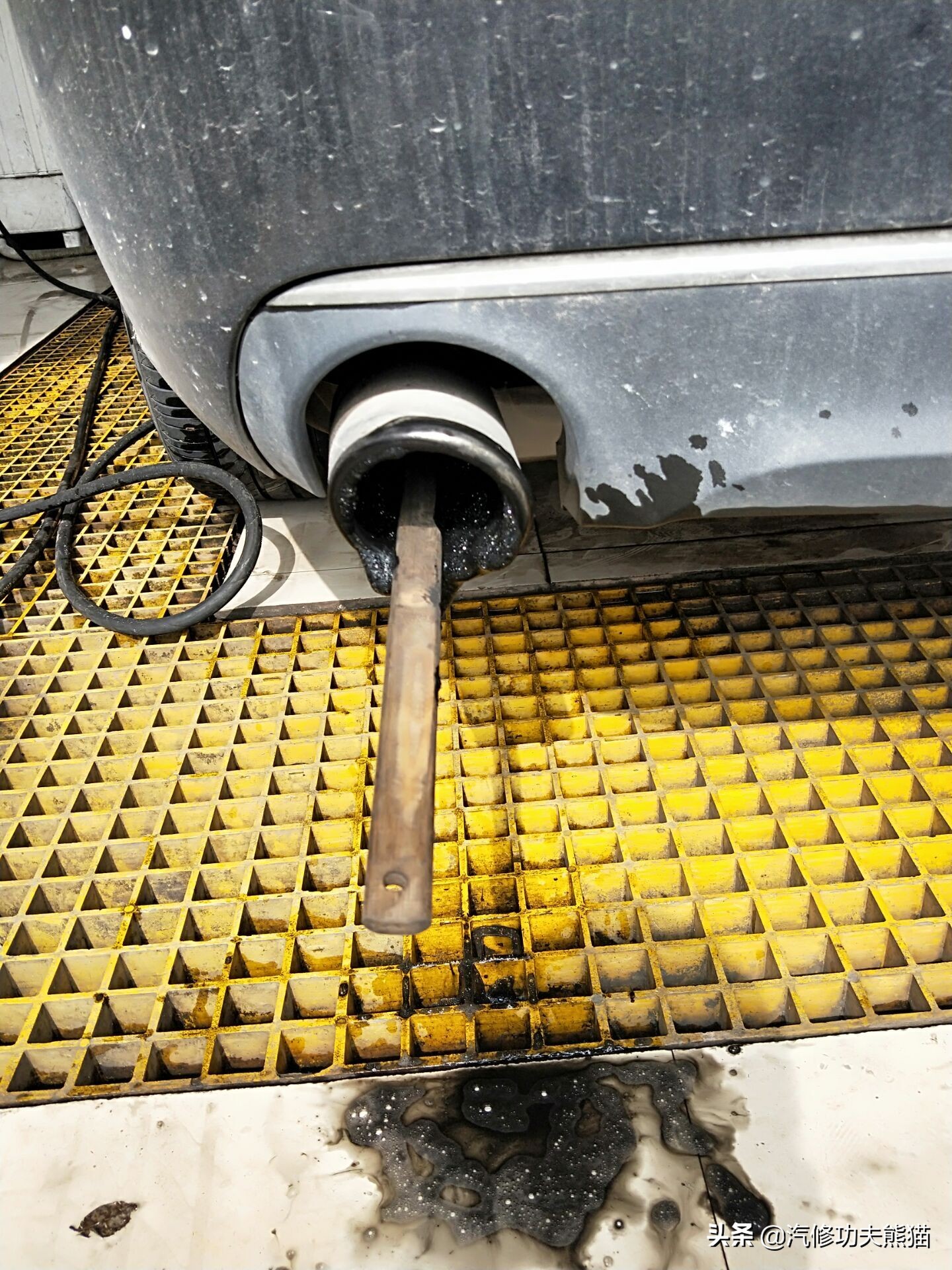 07年奥迪a6轻微烧机油怎么解决,奥迪2007款a6烧机油的原因