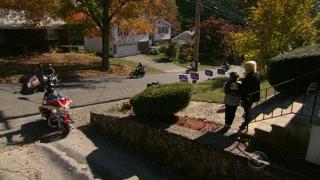 这群花臂壮汉骑哈雷，不收保护费，25年来甘当受欺凌孩子的守护神