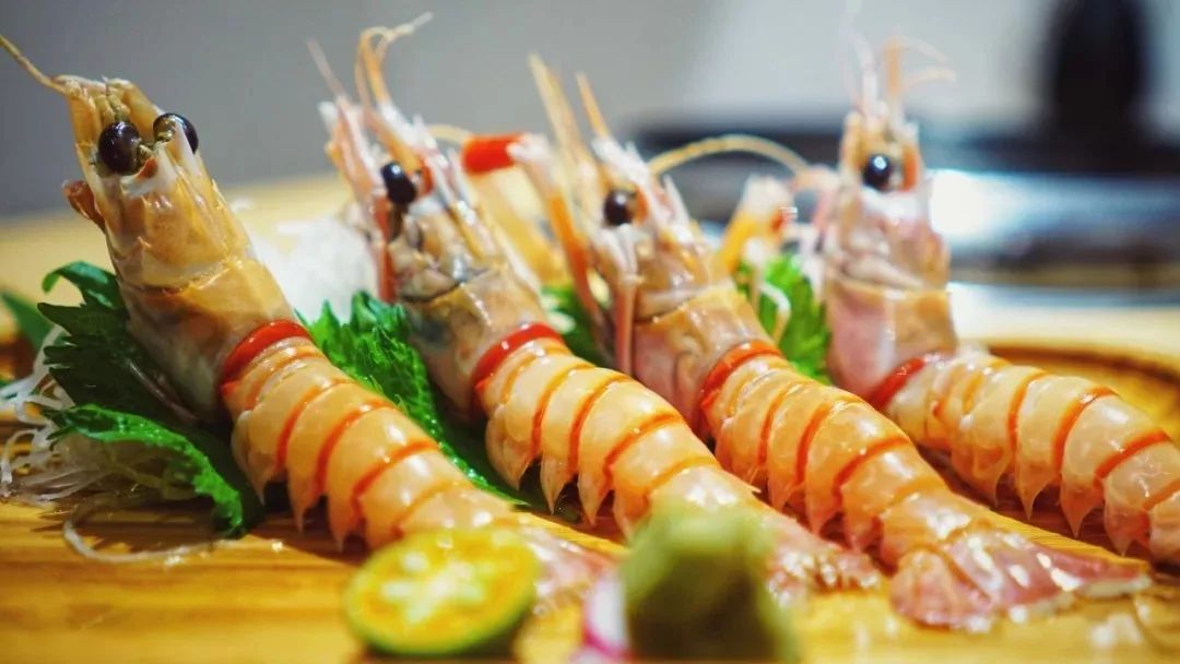 既然年终聚餐躲不掉，那就盘它啊！