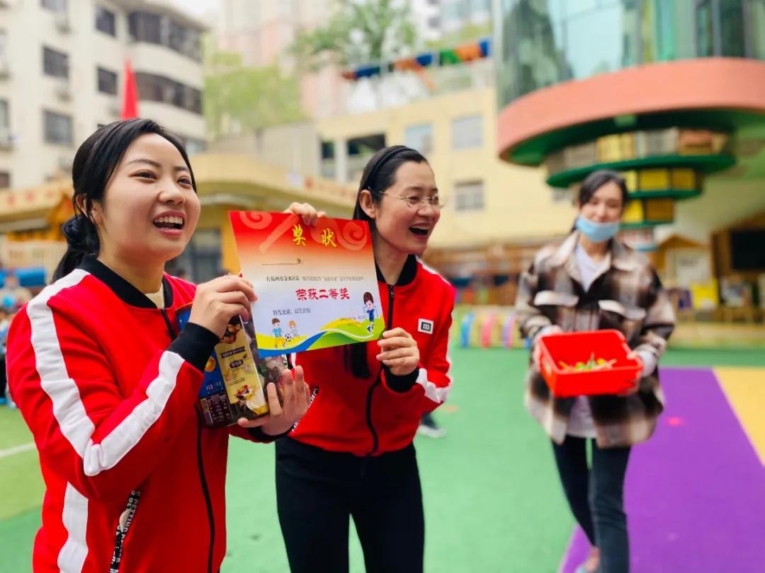 幼儿园足球嘉年华足球比赛视频,幼儿园足球主题游园活动