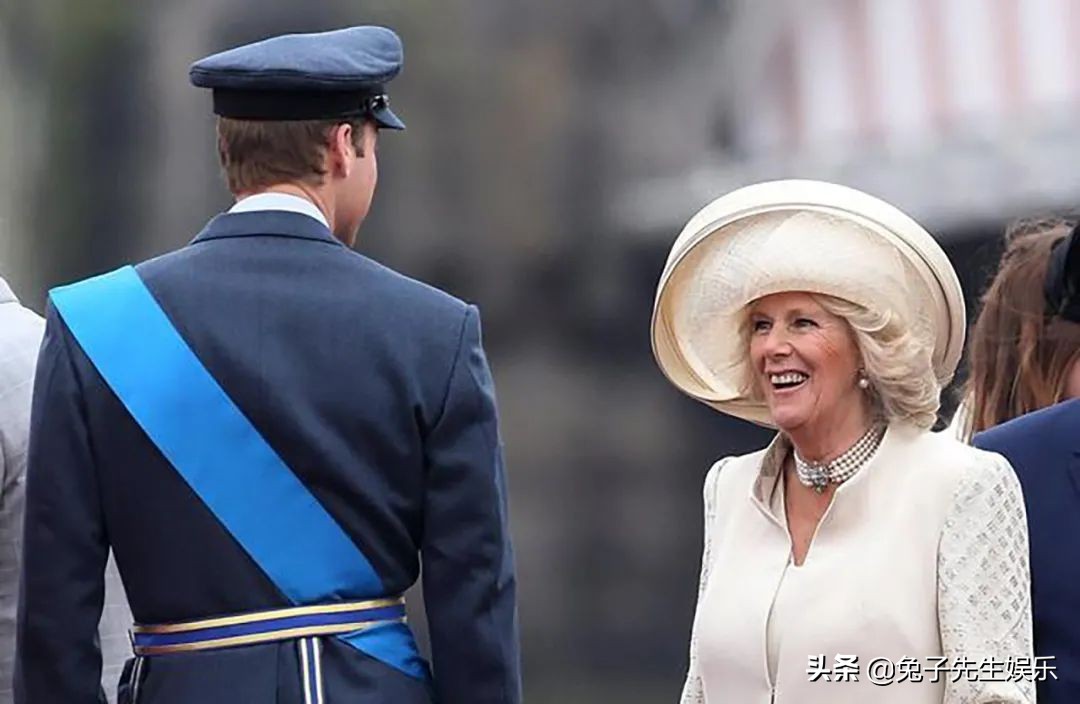 乔治小王子和卡米拉,小乔治为什么不和谢尔顿联系