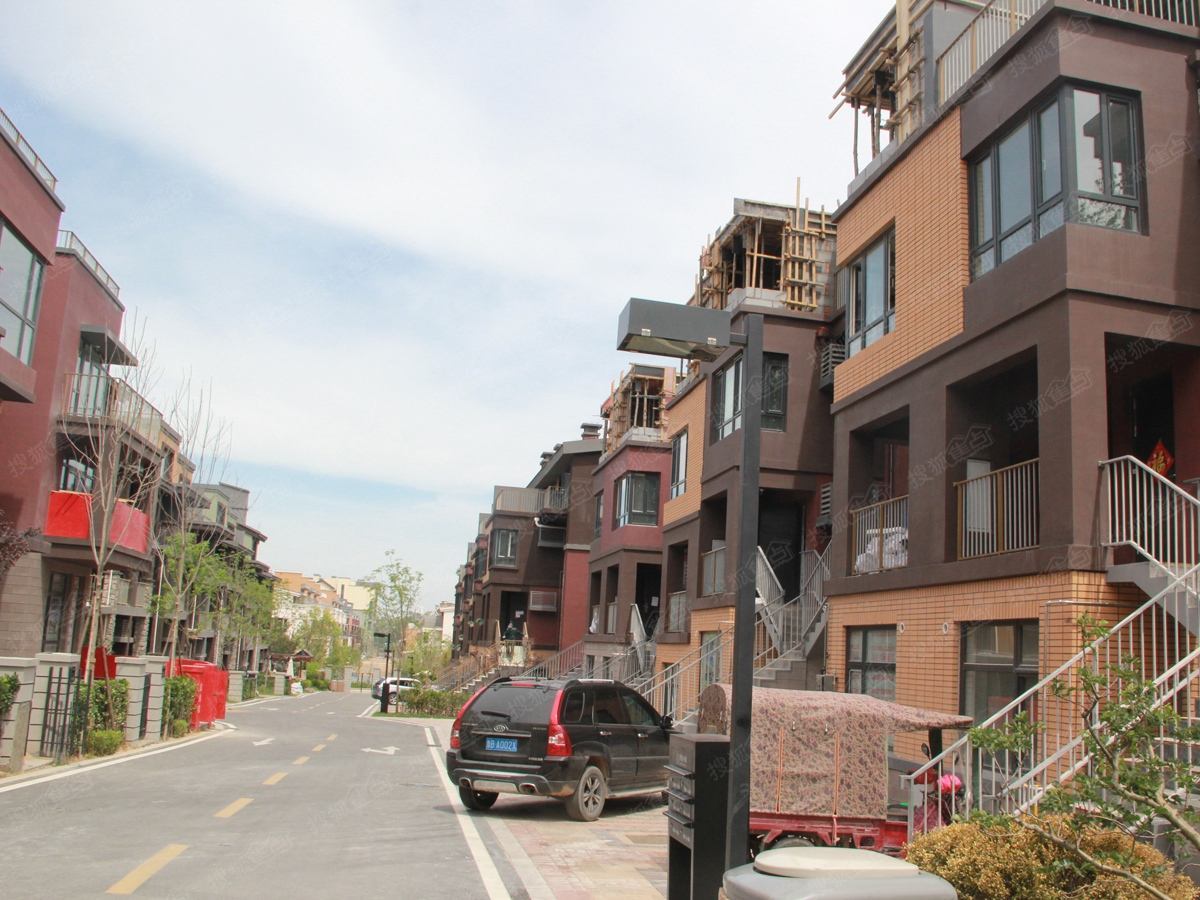 精装修震惊业界、物业费高到离谱,万科还能在青岛“活下去”吗