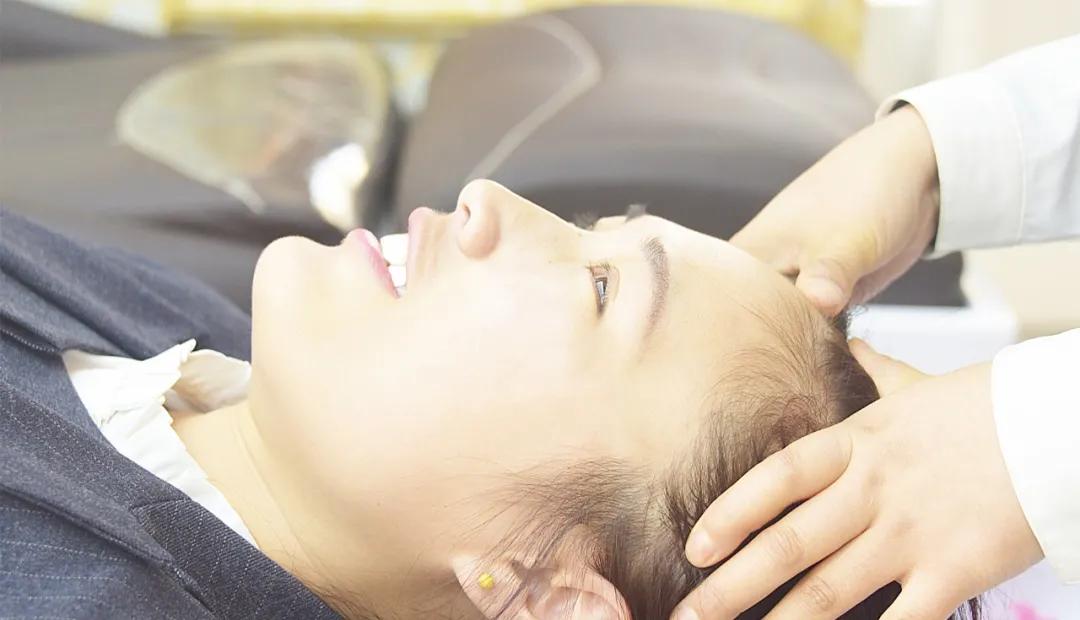 去头皮角质的正确方法,头皮角质层去除用什么方法