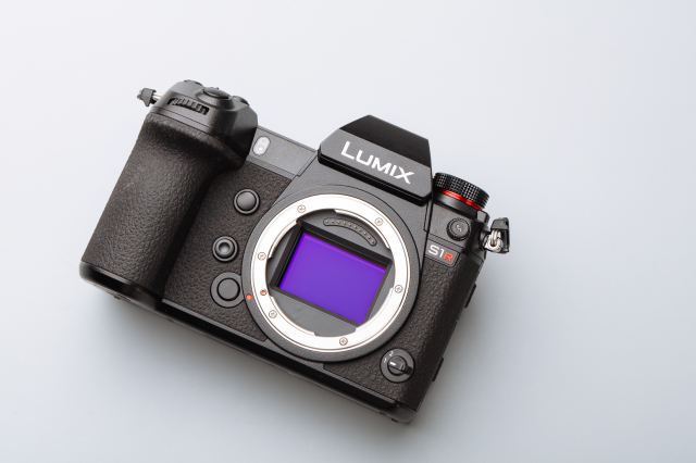 松下全画幅微单s1r,松下全幅无反相机s1评测