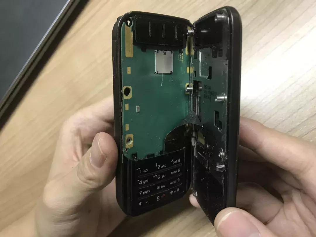 拆机|80、90后,每个人都有关于诺基亚的故事