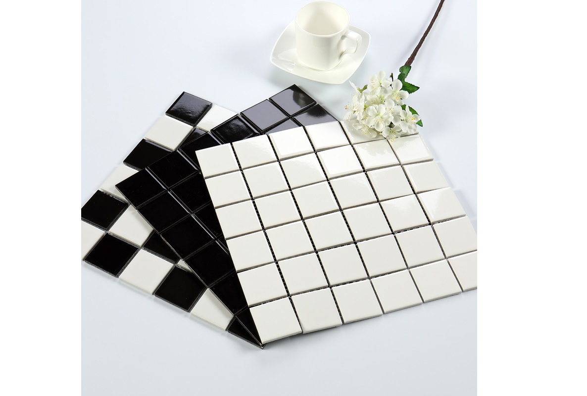 旧桌子桌面贴瓷砖,旧桌子翻新贴砖