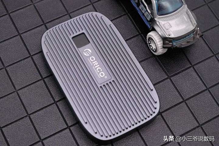 ORICO幻影FEN300移动固态硬盘：指纹加密，数据存储更安全