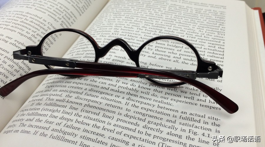 直系亲属范围包括哪些,员工直系亲属包括哪些