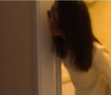 “我在床上衣服都没穿!中介硬闯了进来!”女租客气疯了,对方却说是一出戏