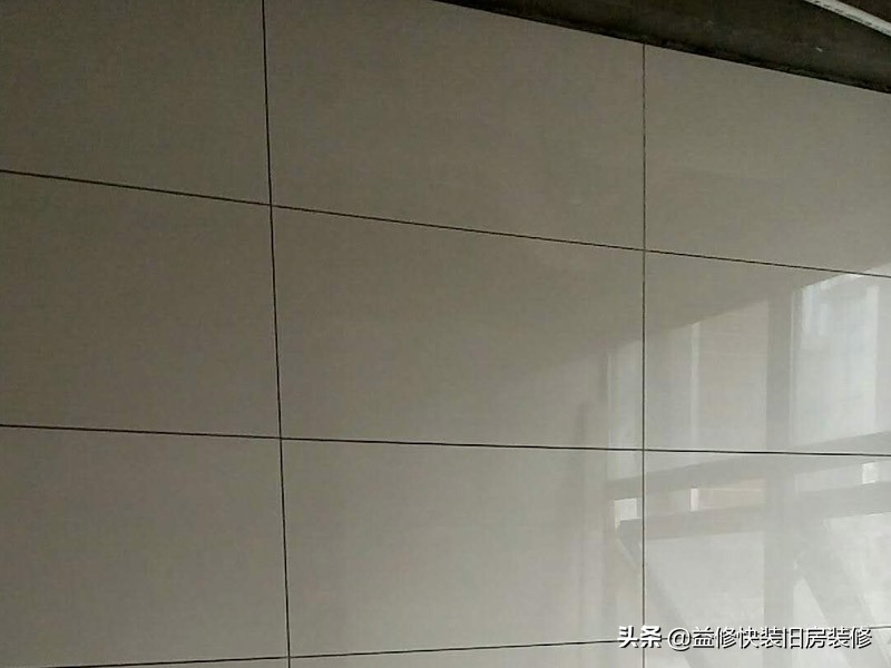 地板砖翘起来怎么修复,地板砖翘起最简单的修补方法