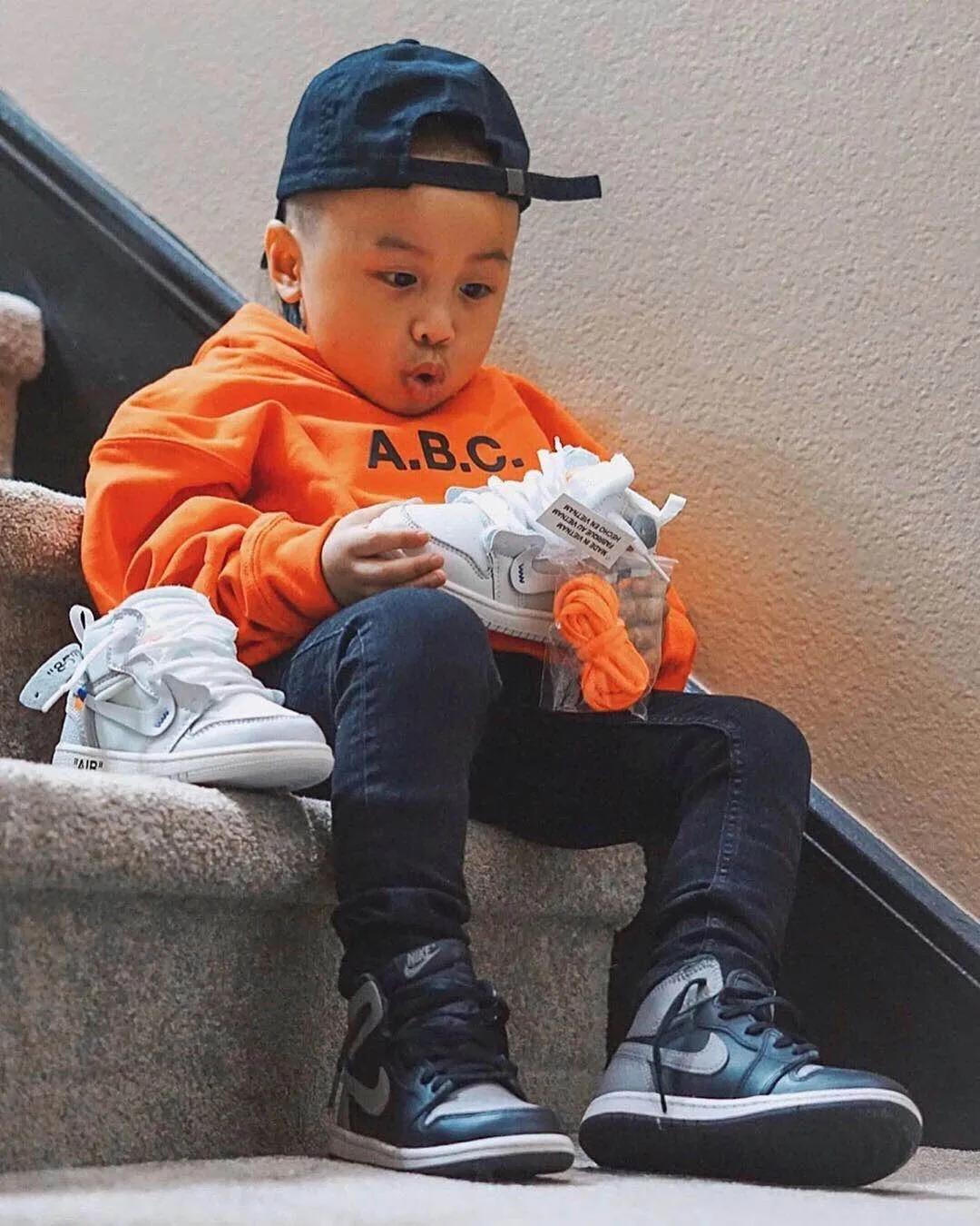 吹水鸭先知|羡慕有个玩鞋的姐姐,因为她会送适合的鞋给我