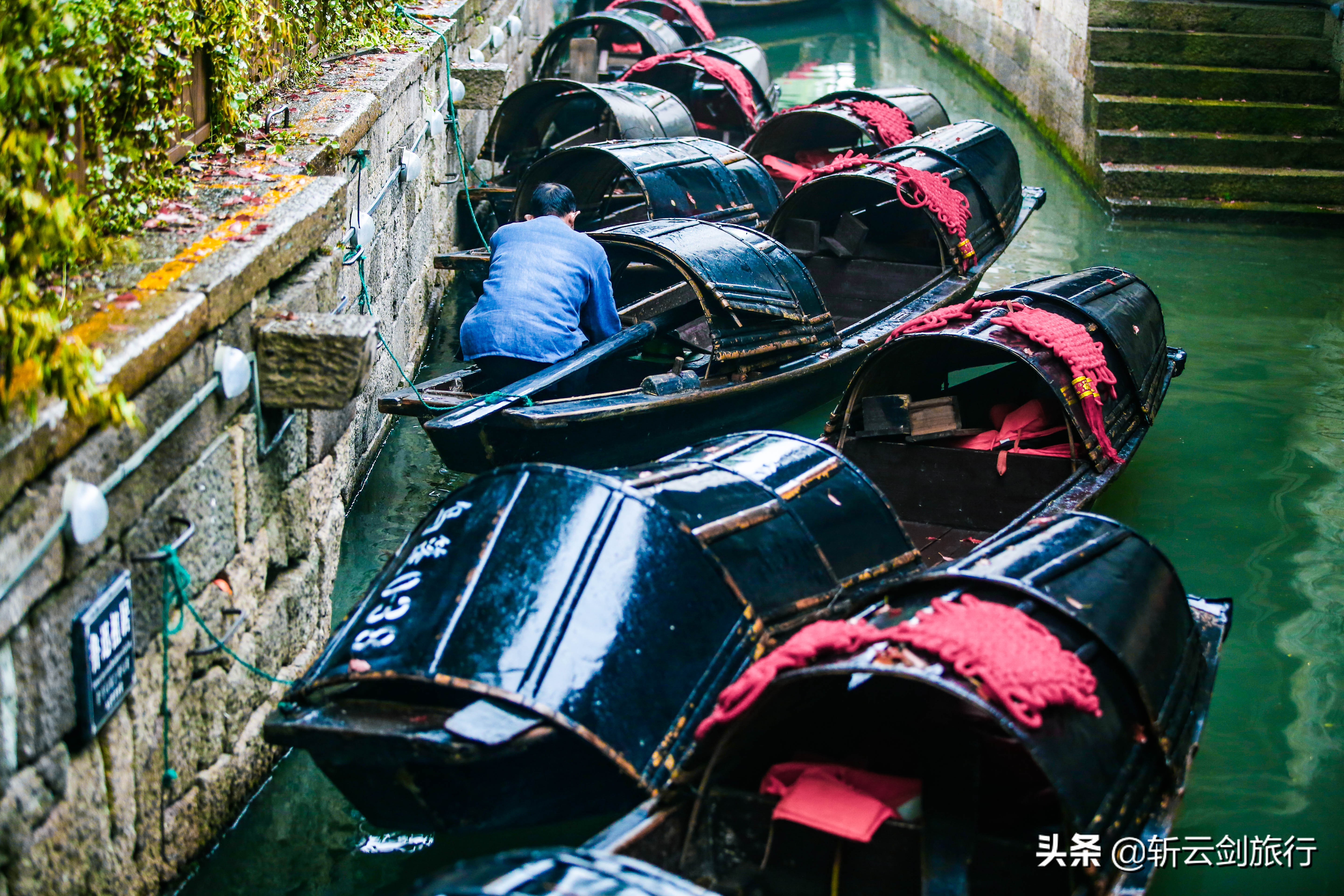 山常青水长流,山常青水长流歌词