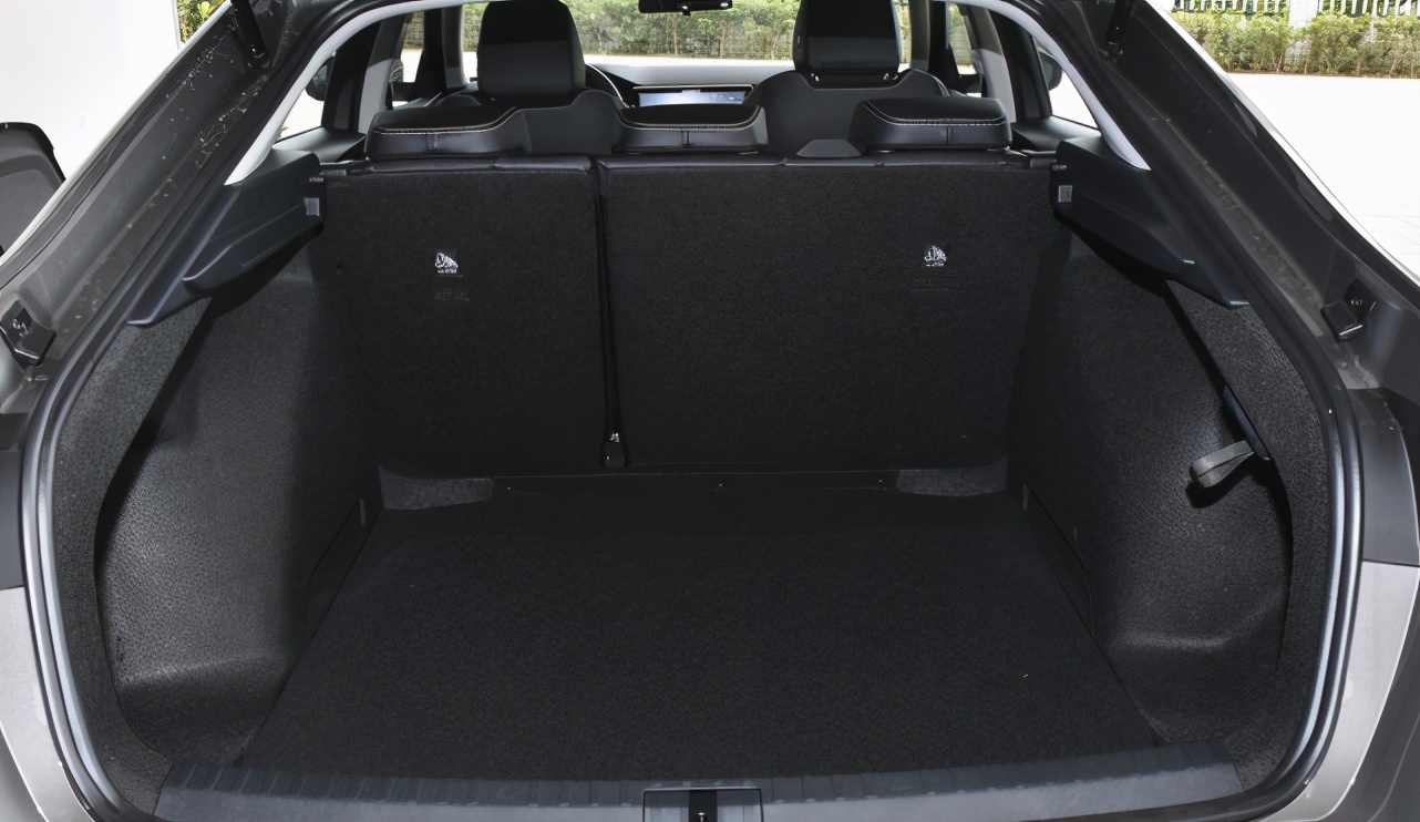 斯柯达明锐13款1.6手动1万左右,17年斯柯达明锐1.6高速驾驶感受