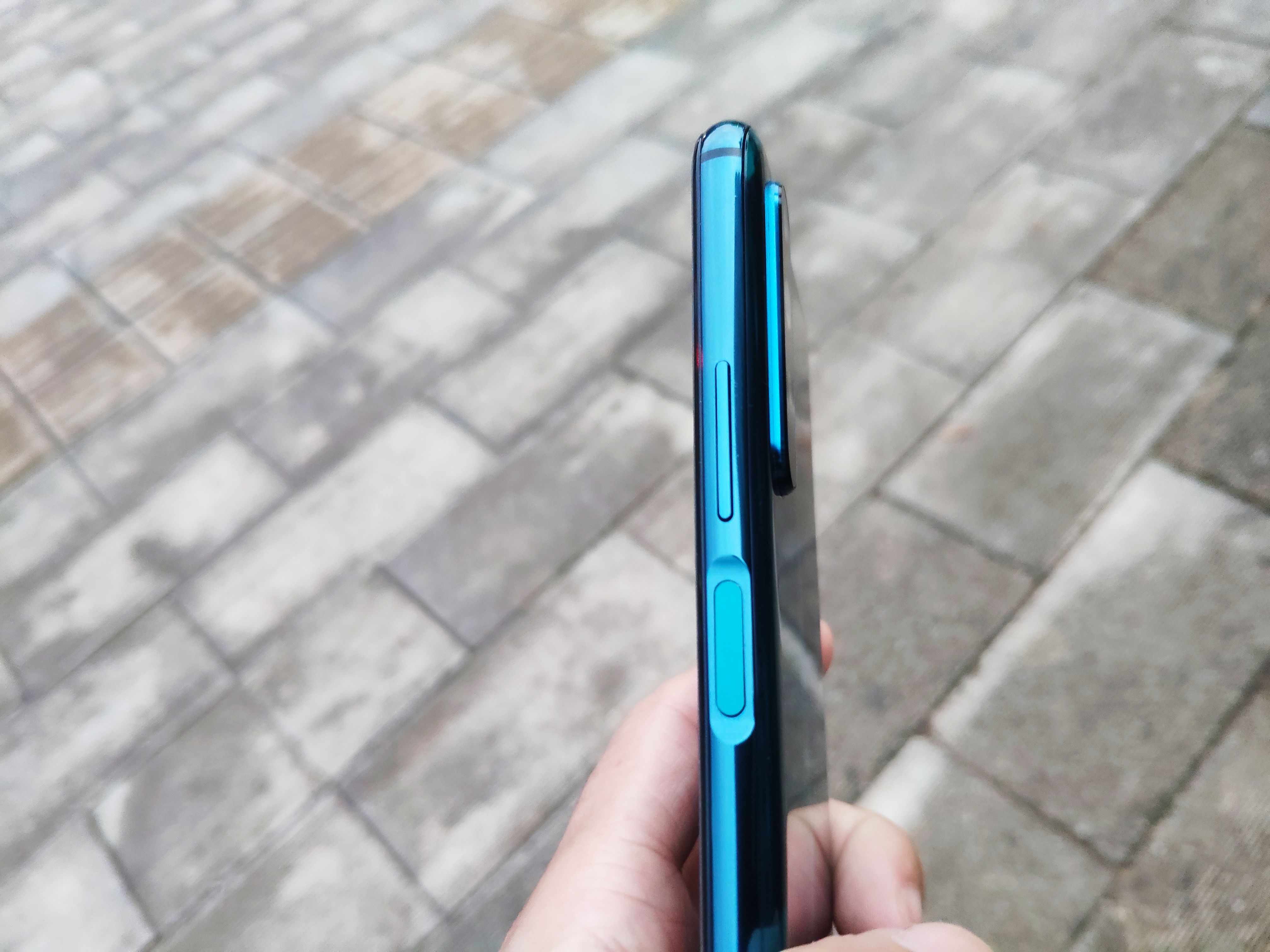 荣耀20pro还值得入手吗,拒绝云测评实战出真理