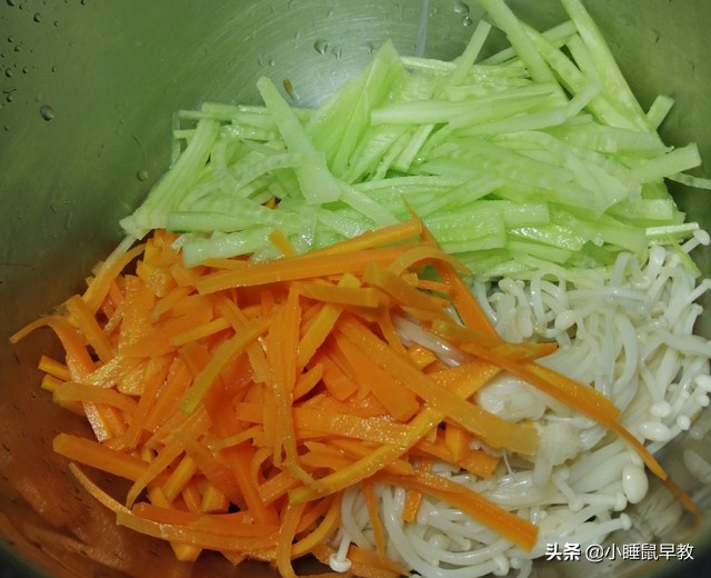 简单好吃的家常菜做法凉拌金针菇,凉拌金针菇美味爽口做法简单好吃