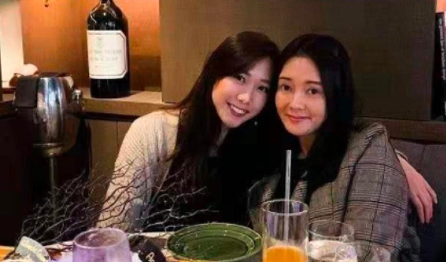 罗美薇是罗明珠吗,罗明珠葬礼罗美薇