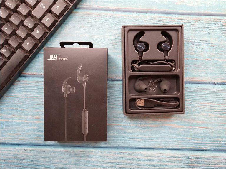 jeet对比qcy,jeet和铁三角哪个好