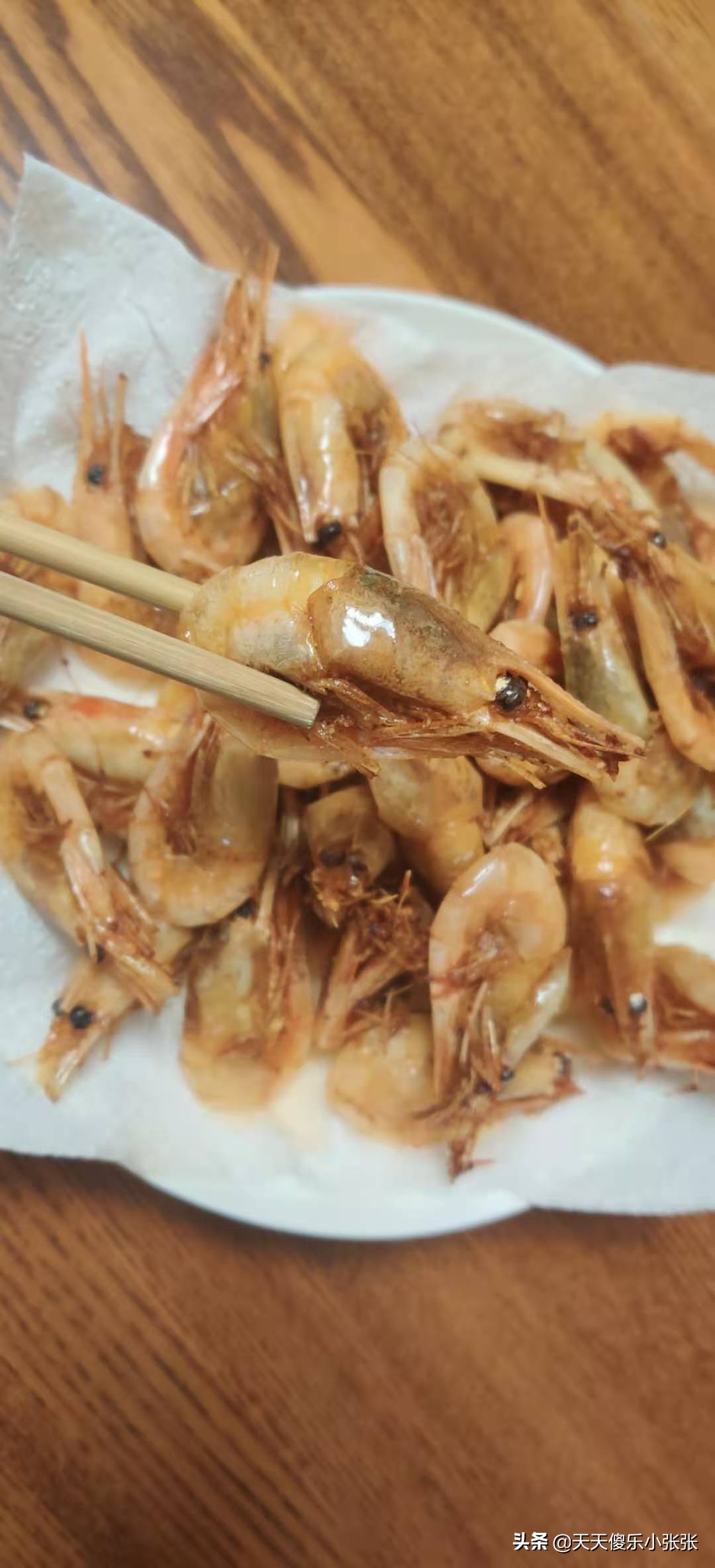 酥脆元宝虾汁水配方,香酥美味的油爆虾酥到连壳都吃掉