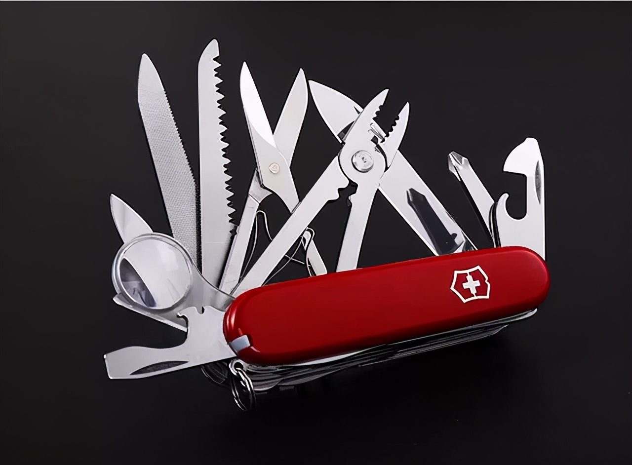 收到一把瑞士*刀军**，曾经是无数男孩儿时的梦想！这把刀好在哪里？