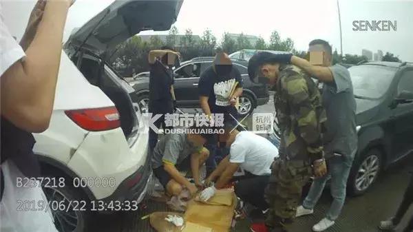 小山村惊现贩毒“微商”！幕后毒枭竟是温州餐厅老板、贵州创业青年楷模