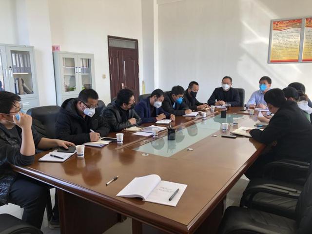 退役不褪色基层战“疫”中的军人本色——记黄堡镇*党**委书记李哲