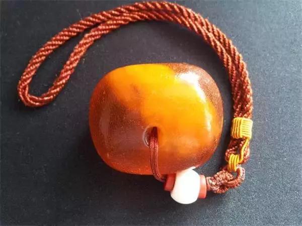 老蜜蜡与新蜜蜡区别是什么,老蜜蜡和新蜜蜡的区别有什么