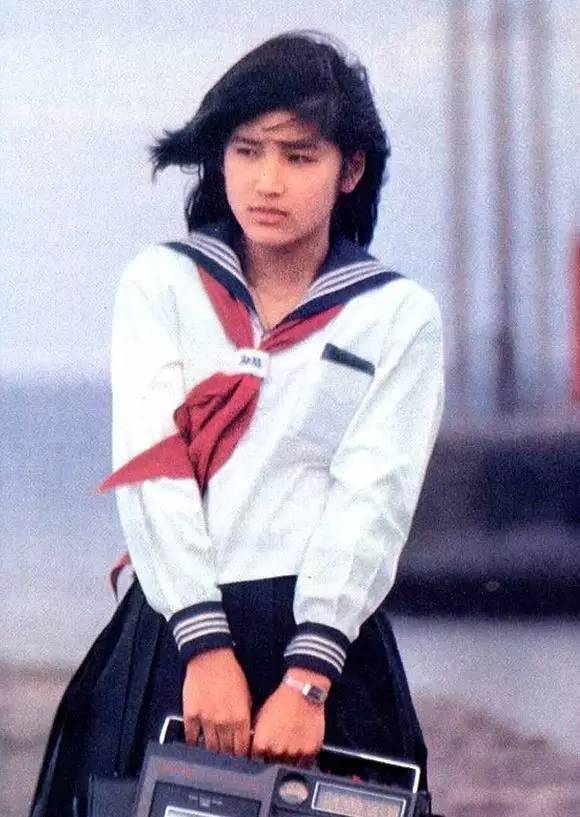 恐龙特急克塞号80后的回忆,恐龙特急克塞号怀旧视频