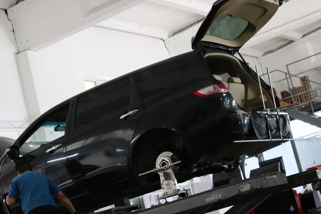 怪兽修车翻新奥迪q7,怪兽修车老车翻新