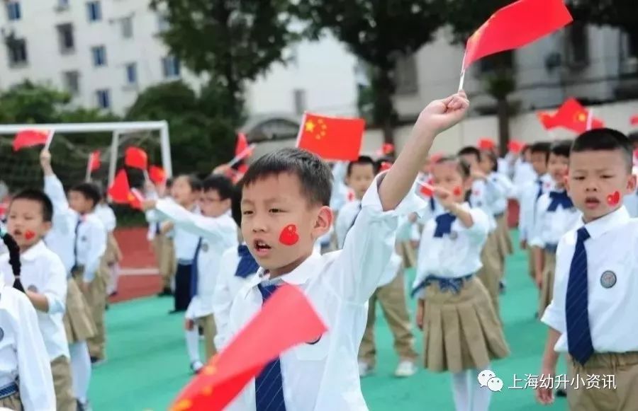 上海最美高中校服,上海小学校服好看前十名