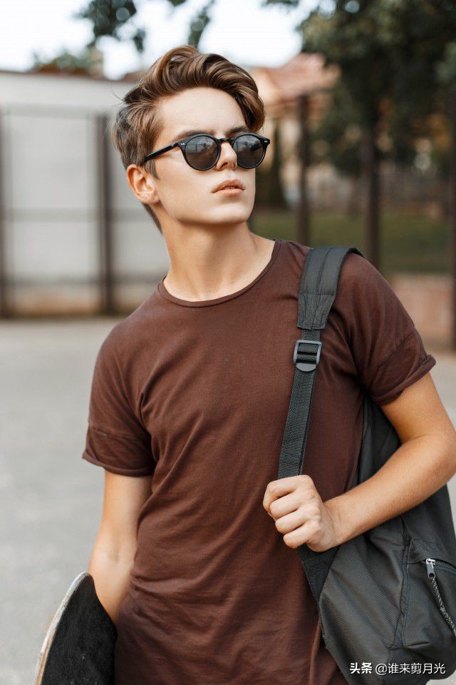 男生穿衣搭配的基本知识,男生穿衣搭配技巧大全