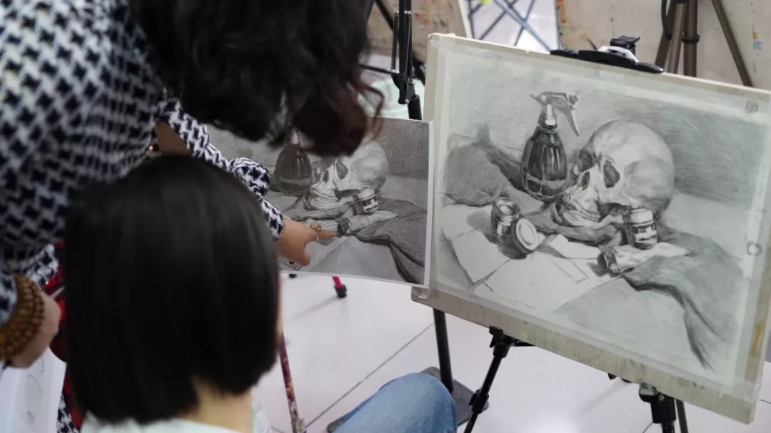 屹立画室最新视频,屹立画室直播