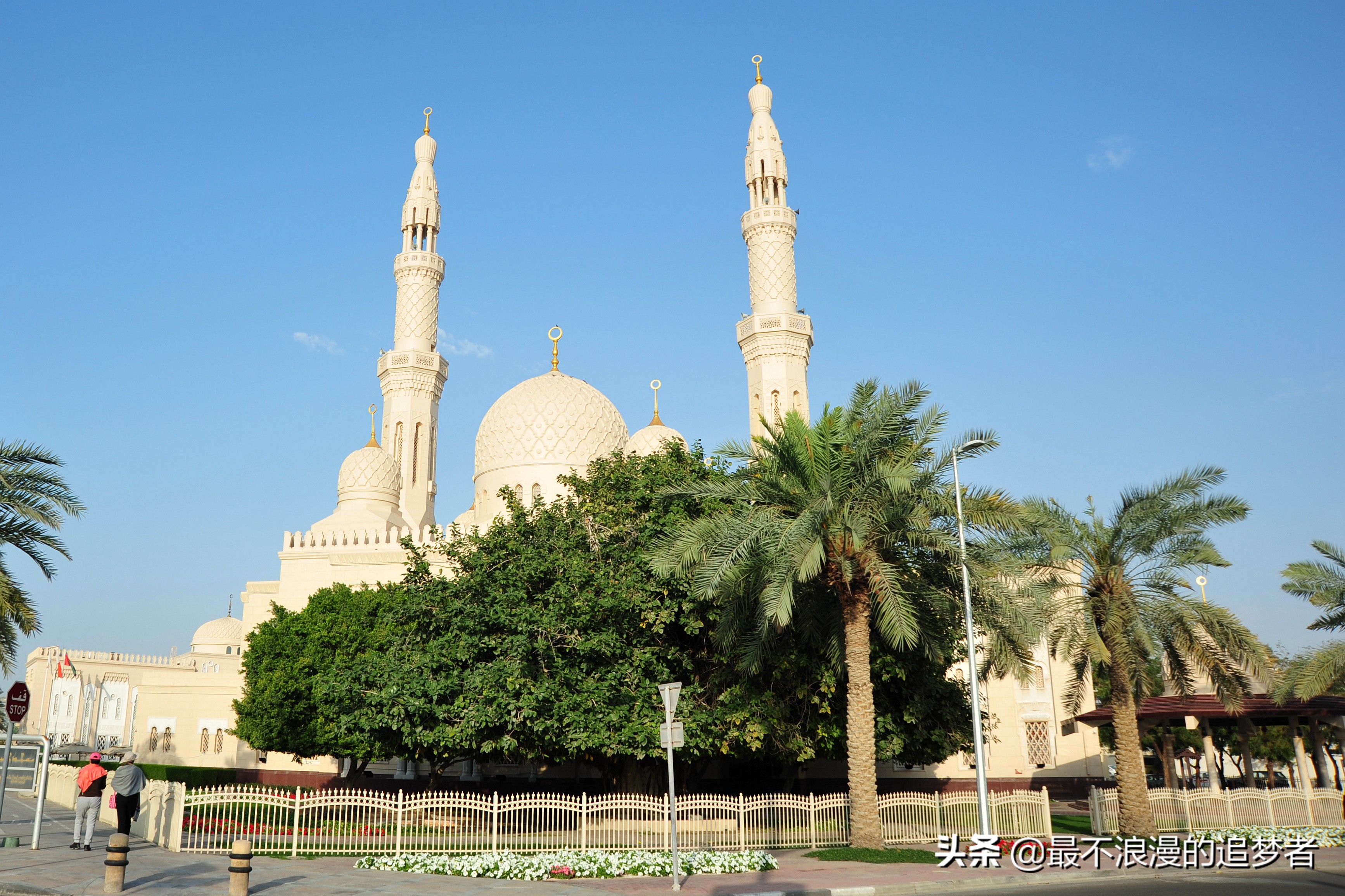 阿联酋迪拜的旅游感想,阿联酋迪拜旅游攻略