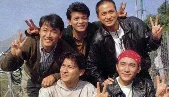 一首17岁歌曲,十七岁歌曲香港