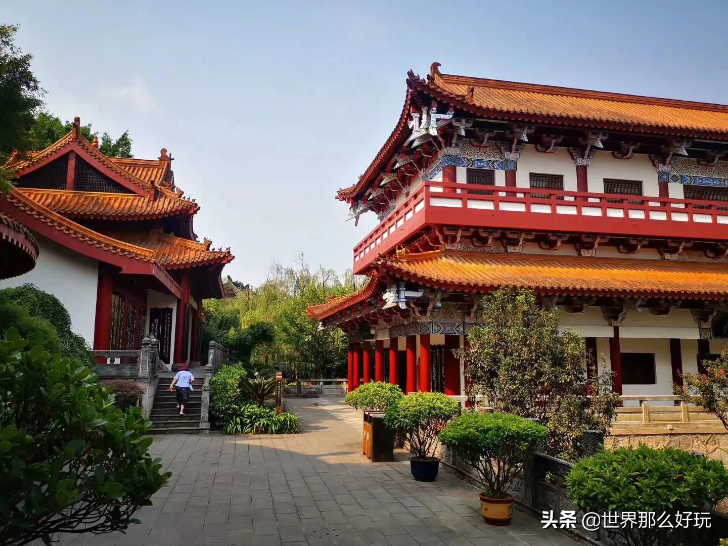 走访茅台镇酒厂,探访茅台镇3000家酒厂