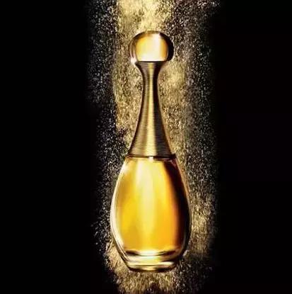 香奈儿香水创意设计,香水花里胡哨