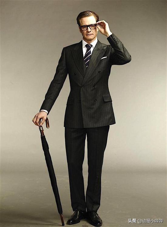 “人不中二枉少年”，这些帅气的二次元拿伞姿势，你曾模仿过吗？