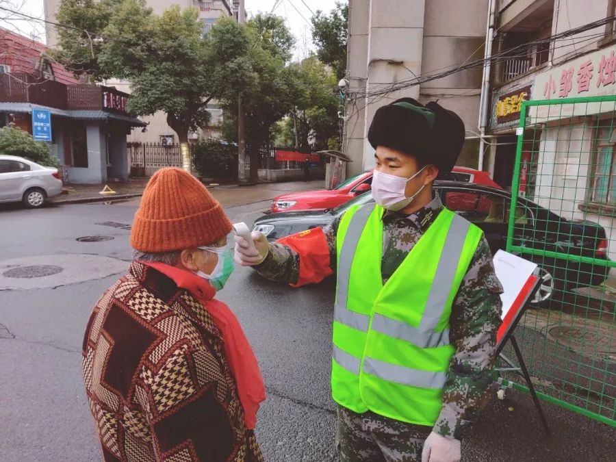 致敬生命中最可爱的你们,致敬抗战一线可爱的你们