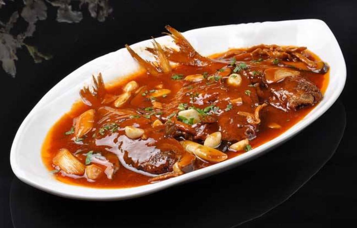 鲳鱼的做法清蒸几分钟最好,鲳鱼怎么做好吃又简单家常做法