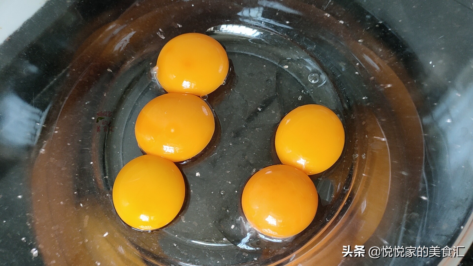 想吃蛋糕不用买教你在家用电饭煲,想吃蛋糕不用买了教你简单做法