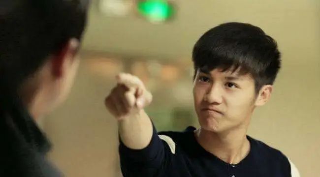 青春期孩子将父母视如仇敌？孩子不愿意和家长沟通8大理由！