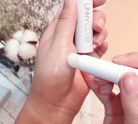 值得无限回购的唇膏测评种草，清爽滋润不拔干，轻松改善唇部问题