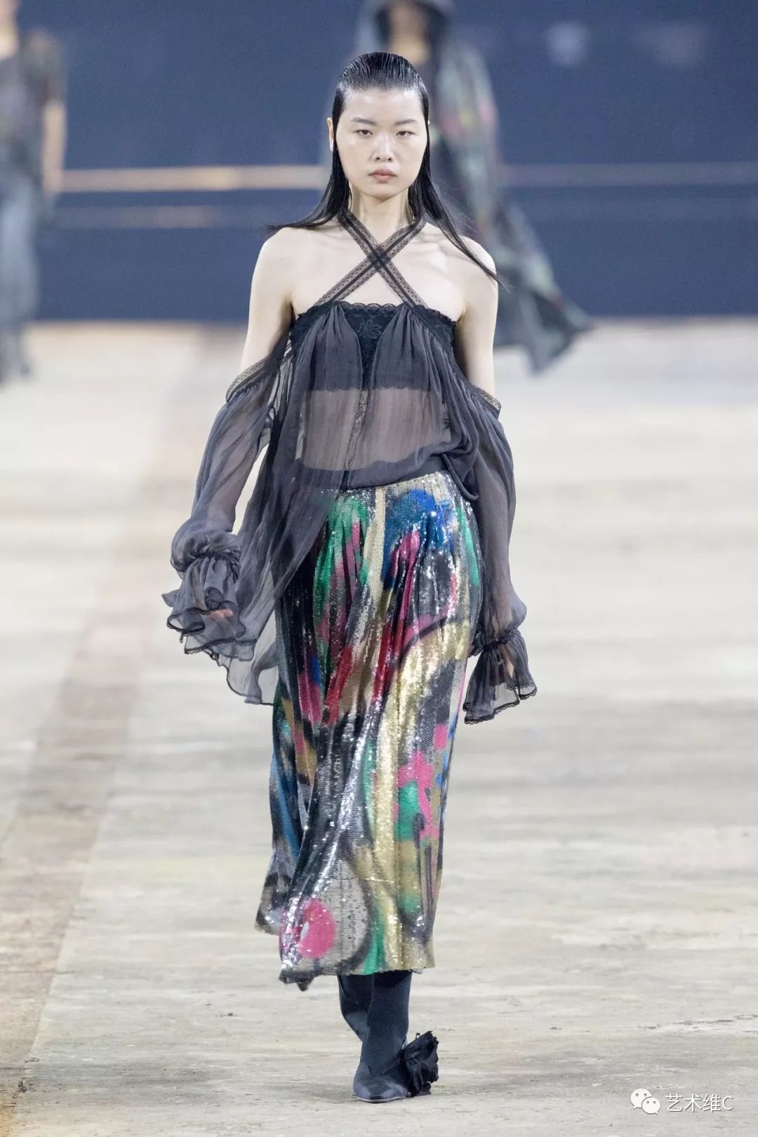 长得帅的人，事业都会成功！艺术家丁勇与他的冒险人生