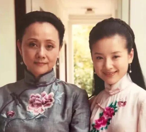 明星整容和不整容老去有什么区别,自然老去和整容明星的对比