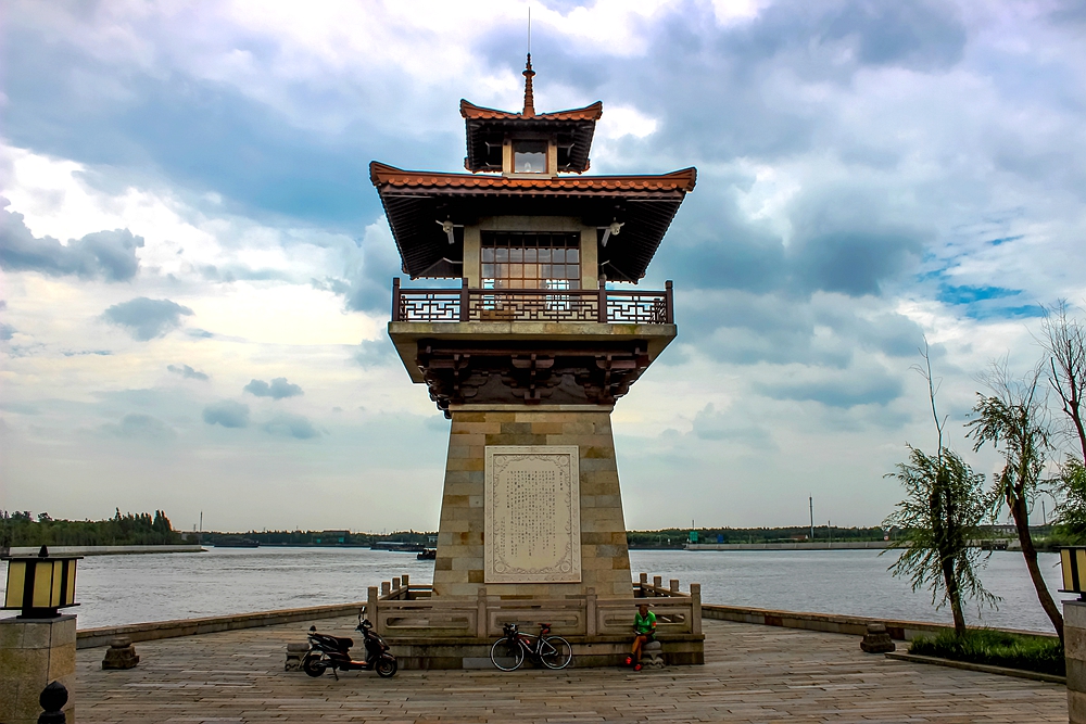 黄浦江是上海的母亲河全长114公里,上海母亲河黄浦江发源于哪个湖