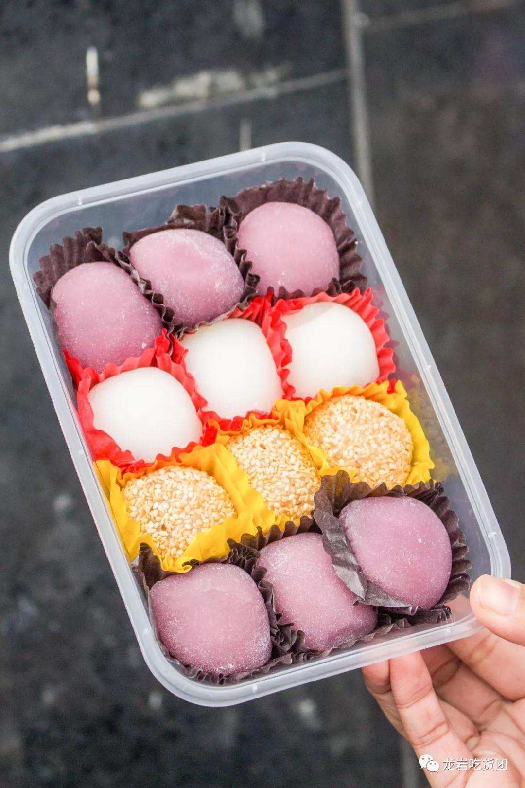 重庆渝北龙兴广场附近购物商场,前方到站工贸