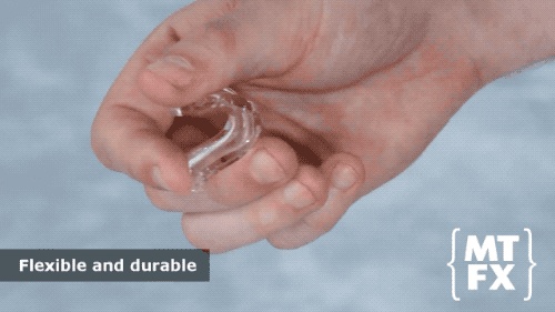 电影里用啤酒瓶“爆头”,是真的玻璃瓶吗?