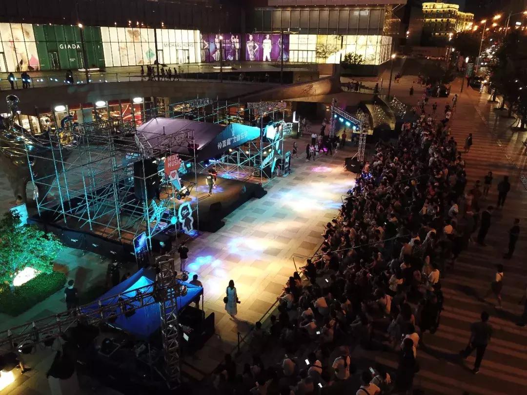 青岛万象城风格,青岛万象城建造过程