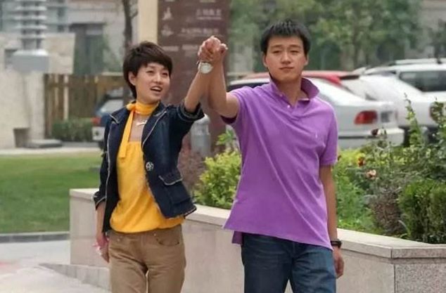 马伊琍是如何原谅文章的,马伊琍对文章还是挺好的